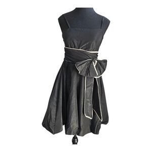 Unbranded Chic Black Bubble Dress with Bow Accent Size Med